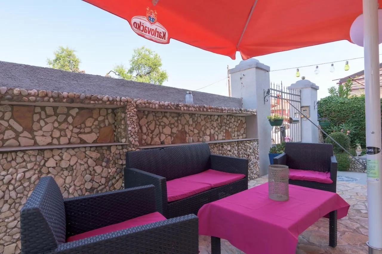 Apartments With Wifi Pula - 14582