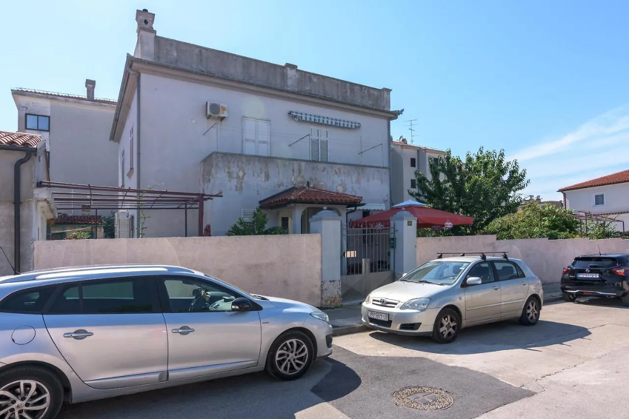 Apartments With Wifi Pula - 14582